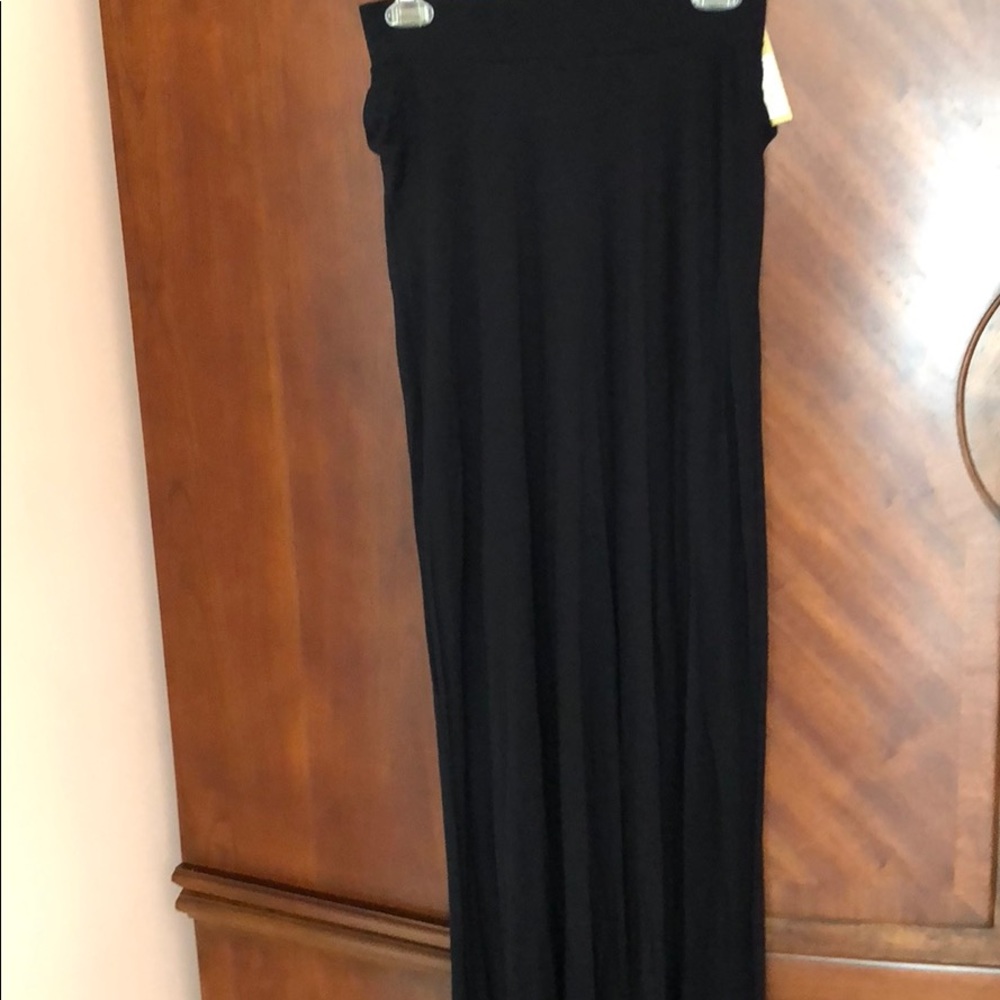 Long black skirt